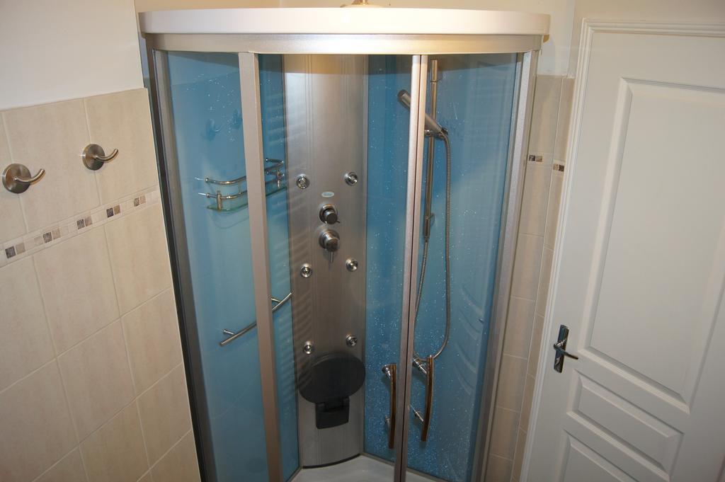 La Citadine Apartment Bayeux Room photo